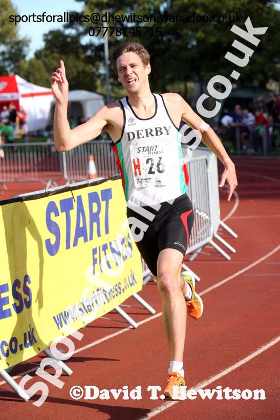 Senior men, Northern Road Relays, Blackpool. Photo: David T. Hewitson/Sports for All Pics